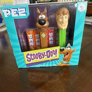 Scooby Doo PEZ Gift Set Scooby and Shaggy PEZ Dispensers 6 PEZ Candy Refills - Picture 1 of 4
