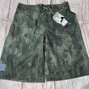 Under Armour Swim Board Shorts Boys Waist Size 24 25 26 28 29 30 Camouflage New - Picture 1 of 7