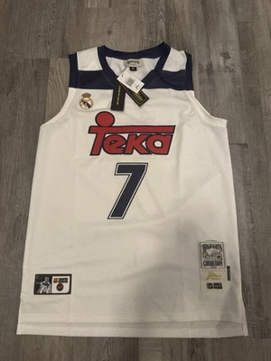 Camiseta deportiva LUKA DONCIC Tocada Clásica Destacados Cosida Real Madrid Teka Talla M Foto 1 de 3