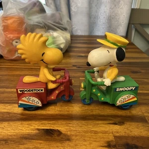 Vintage Snoopy And Woodstock Friction Wheelies Nice 1960s Works - Picture 1 of 8