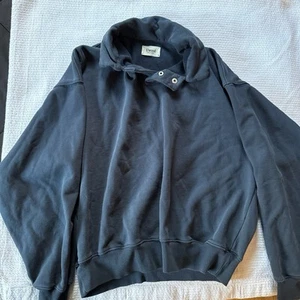 Older Elwood Dark Navy Blue Button Collar Sweater - Picture 1 of 2