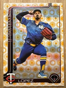 2025 Topps Series 2 Minnesota Twins Pablo Lopez Holiday Sun Parallel Card #662 - Picture 1 of 2