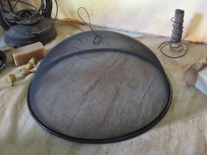 Large Primitive Colonial Shoo Fly Screen Vintage Looking With Rusty Wire Handle - Picture 1 of 8