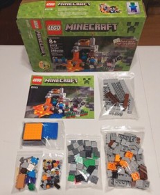 LEGO Minecraft: The Cave (21113) 99.9% Complete With Box