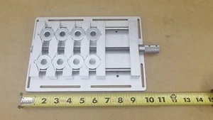 Graviermaschine Flachschraubstock Werkbank Laser CNC, hält mehrere Teile - Bild 1 von 14