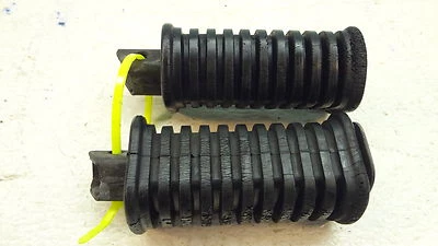 Suzuki GS850 G GS 850 S333' 1980 estriberas reposapiés juego de pares Foto 1 de 4