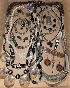 Awesome Tribal Ethnic~Vintage Jewelry Lot~Beaded Real Stones Metal Etc - Picture 1 of 7