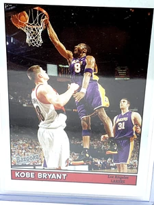 Tarjeta de baloncesto Kobe Bryant #78 Los Angeles Lakers 2005 NBA Topps Bazooka - Imagen 1 de 6