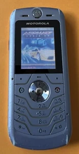 TELÉFONO MÓVIL RETRO PLATEADO MOTOROLA L6 Coleccionistas - DESBLOQUEADO Con Juegos - Imagen 1 de 6