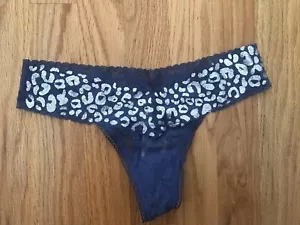 New Victoria’s Secret All Over Lace Thong S - Picture 1 of 5