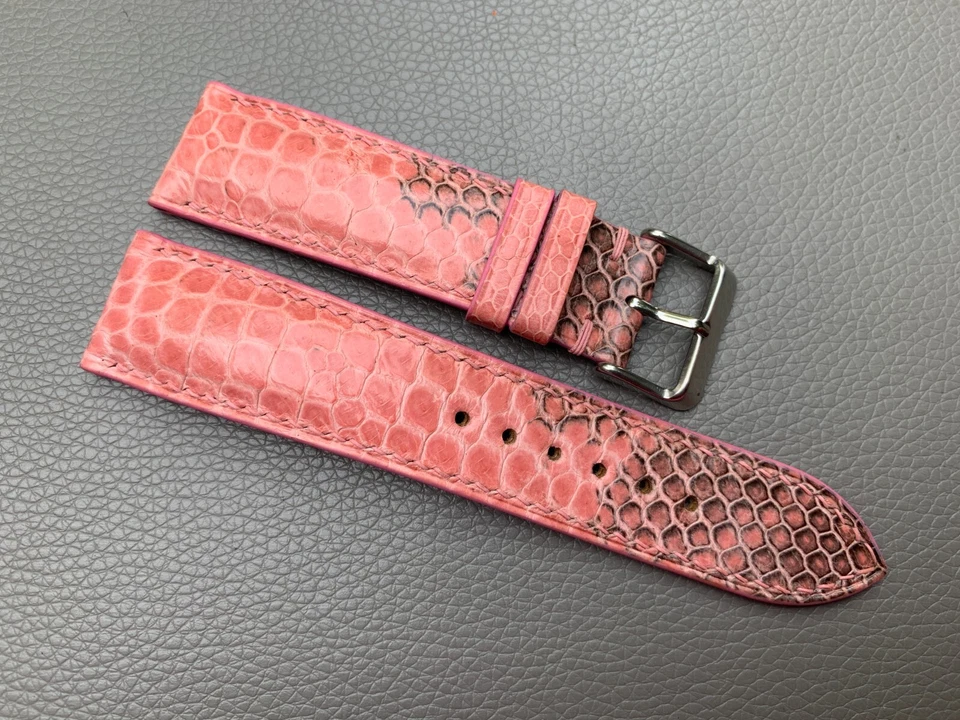 16 码 18 19 20 21 22 23 24 26 毫米正品 Python 皮肤皮革表带 — 第 1/4 张图片