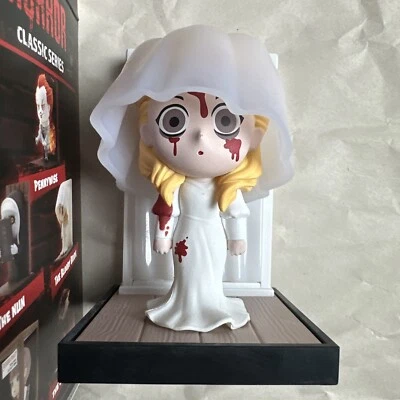 "Figura coleccionable de 3"" YUME Toys Hero Box serie clásica de terror The Bloody Bride" Foto 1 de 4