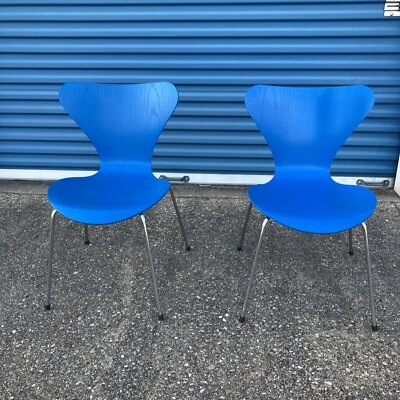 Fritz Hansen Serie 7 Sillas (2) Danesas Modernas Usadas Foto 1 de 4