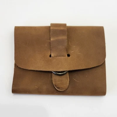 Cartera de cuero con respaldo Love 41 para hombre identificación de pasaporte marrón claro 5,5x4"  Foto 1 de 4