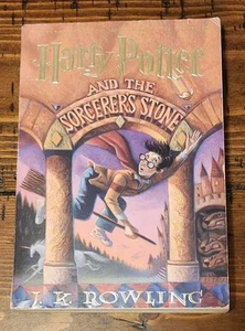 Harry Potter and the Sorcerer's Stone J.K.Rowling 1st Edition Sept. 99 Paperback - Picture 1 of 10