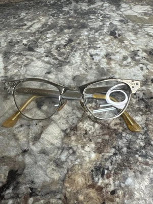 Vintage Victory 1960 Cat Eye Glasses 1/10 12K GF 44-20, 5 1/2 Alum. Frames - Image 1 of 4