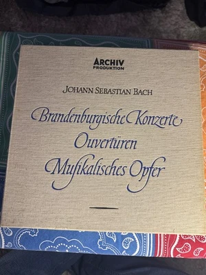5 LP LINEN BOX ARCHIV Bach BRANDENBURG CONCERTOS/Overtures/OFFERINGS KL-22-26 - Image 1 of 4