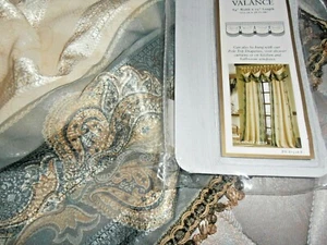 NEW CROSCILL Forenza Sheer wedgewood FEDERAL VALANCE 84" W X 15" L wedgwood - Bild 1 von 3