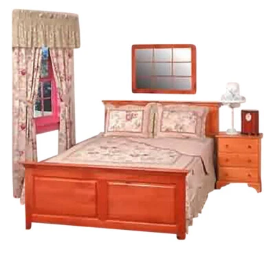 Footboard Unfinished Pine Queen Footboard | Renovator's Supply - Imagem 1 de 2