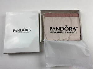 Pandora Unforgettable Moments Breast Cancer Awareness Apron-Susan G. Komen-NIB - Picture 1 of 2