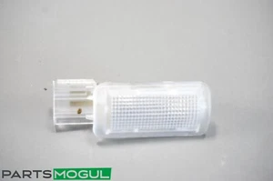 Luz de cortesía inferior del panel de la puerta delantera izquierda Mercedes R3500 R500 2006-2010 OEM - Imagen 1 de 5