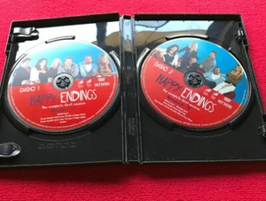 Happy Endings The Complete First Season DVD 13 Episodes 2 Disc Cute Show - Picture 1 of 3