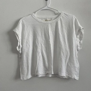 Free People We The Free You Rock T-Shirt Damen XS weiß cropped Lagenlook - Bild 1 von 6