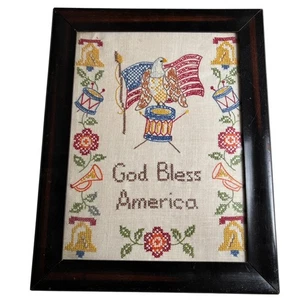 Vintage Patriotic God Bless America Vintage Kreuzstich Sampler gerahmt 15"x 12" - Bild 1 von 6