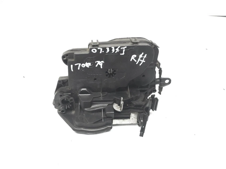 Atuador de trava de porta direita passageiro traseiro 2007-2015 Bmw 335I 51-22-7-202-148 - Imagem 1 de 4