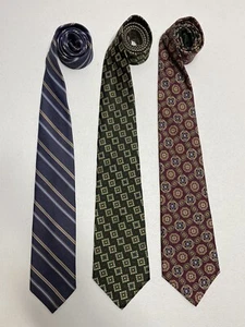 3-Men’s Ties100% Silk Tommy Hilfiger/ Prince Consort Golden Clasp Poly. Preowned - Picture 1 of 8