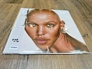 FKA Twigs EUSEXUA EXCLUSIVE ASSAI OBI MILKY VINYL SIGNED AUTOGRAPH LP - Picture 1 of 7