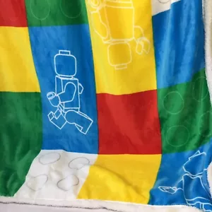 Lego People VIP Blanket Red Blue Green Squares Circles Sherpa Back Super Soft - Picture 1 of 7