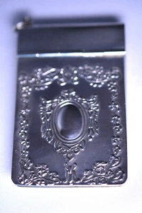 NEU STERLINGSILBER REPOUSSÉ AUFKLAPPBARER NOTIZBLOCKHALTER FÜR CHATELAINE ODER ANHÄNGER - Bild 1 von 8