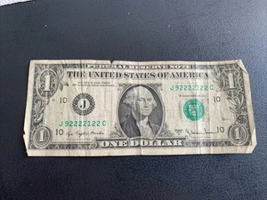 6 of a Kind Fancy Serial Number One Dollar 1977 Bill. #92222122. - Picture 1 of 4