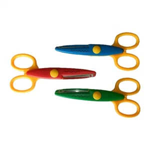 3 Bastelschere Schere verschiedene Schnittmuster Muster Musterschere Motivschere - Bild 1 von 2