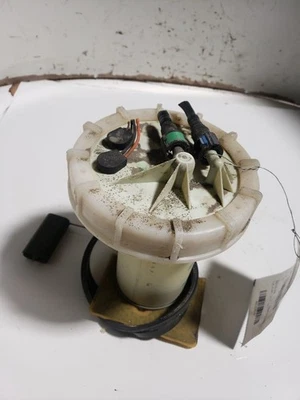 Fuel Pump Assembly Fits 01-02 GRAND CHEROKEE 1329046 - Image 1 of 4