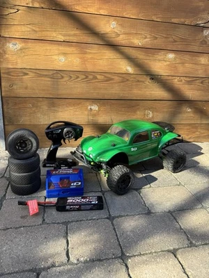 Traxxas Slash 4X4 BUG Brushless RTR - Image 1 of 4