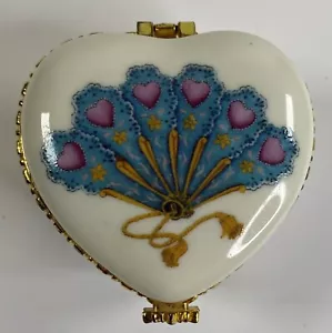 Vintage Porcelain Trinket Box Beautiful Fan and Hearts - Picture 1 of 7