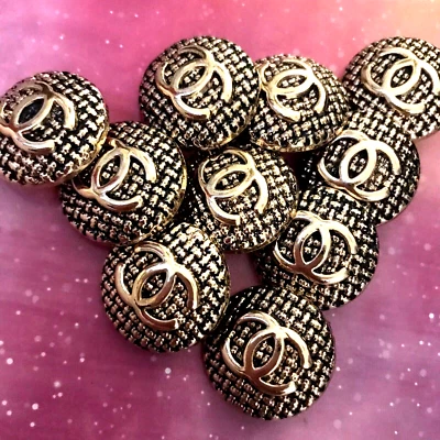 10 Vintage CHANEL Buttons Gold Checked  Metal / Excellent CC👌Strong Shank Back - Image 1 of 4