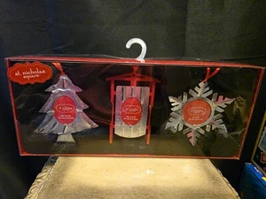St Nicolas square ornament frames set of 3 - Picture 1 of 4