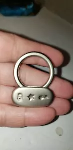 WEIGHT WATCHERS WW GRATULATION 10 PFUND LB SCHLÜSSELRING CHARM MATT SILBER TON - Bild 1 von 7