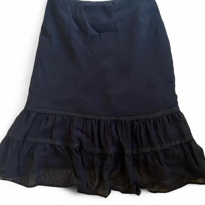 Falda midi vintage amorosa negra con volantes en capas con encaje caprichoso talla pequeña  Foto 1 de 4