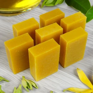 7 x FRIENDLY SOAP - NATÜRLICHE UNVERPACKTE YLANG YLANG SEIFE | 20% RABATT UVP - Bild 1 von 5