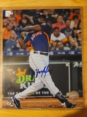 Yordan Alvarez Houston Astros  Rookie Year Signed 8 by 10 SidsGraphs - Image 1 of 3