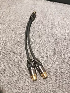 van damme 15cm RCA PHONO Y SPLITTER CABLE ADAPTER 1 male to 2 x female  - Picture 1 of 3