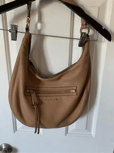 Michael Kors Rhea zip Shoulder Bag 100% leather in Suntan beige tan - Picture 1 of 8