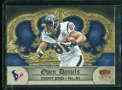 2012 Panini Crown Royale Football Owen Daniels #27 Houston Texans  - Image 1 of 2