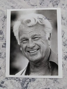 Autogramm handsigniert von Eddie Albert 8x10 s/w Foto. Von Green Acres - Bild 1 von 2