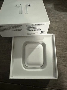 AirPods 1st Generation White In-Ear Headset with Charging Case - Photo 1 sur 3