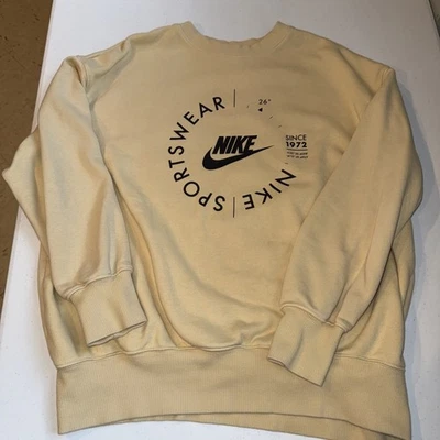 Sudadera deportiva utilitaria de gran tamaño Nike para mujer cuello redondo talla pequeña Foto 1 de 4